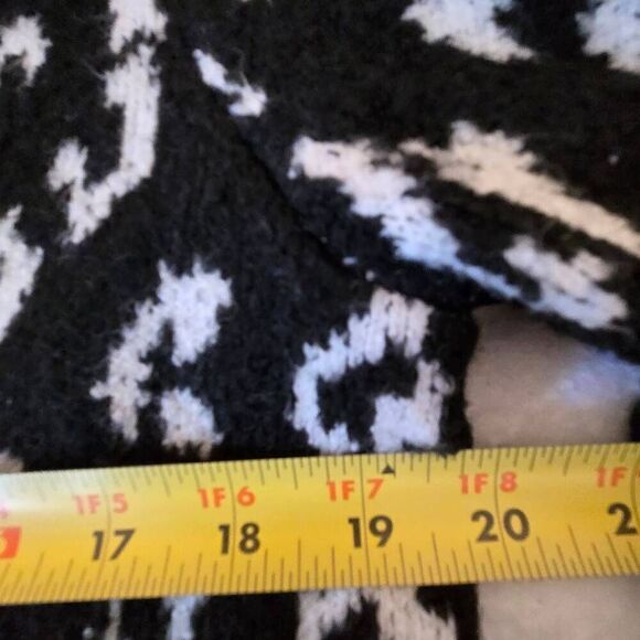 Talbots Womens Leopard Print Open Front Fuzzy Knit Cardigan Black White Medium - Picture 9 of 11